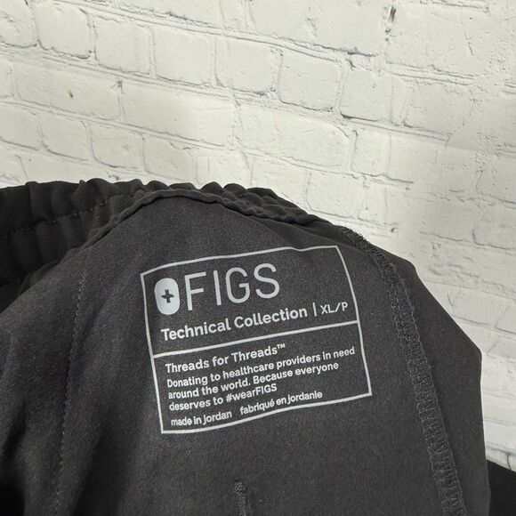 NWT FIGS Scrub Pants Women’s XL High Waisted Flare Nurse Cargo Pockets - Picture 10 of 12